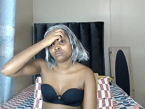 Snapshot of LexyDiana chatting on 03/02/26, 07:10 LexyDiana online show from 03/02/26, 07:10