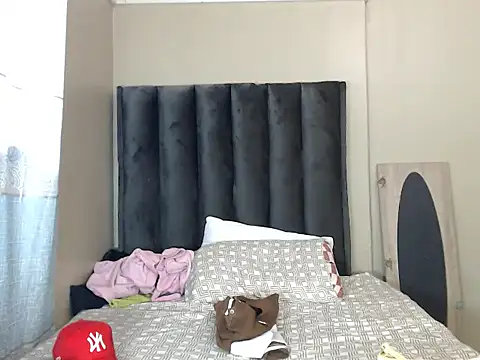 LexyDiana online show from 03/04/26, 06:08