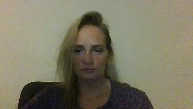 Snapshot of Lisanne30 chatting on 03/01/26, 08:33 Lisanne30 online show from 03/01/26, 08:33