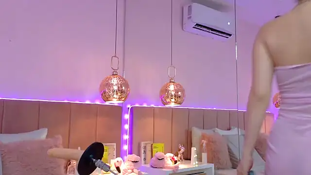 AnnieAddam online show from 03/22/26, 10:13