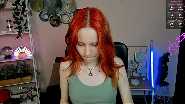 cassandra nik online show from 05/08/26, 05:57