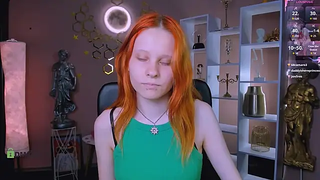 cassandra nik online show from 05/22/26, 12:33