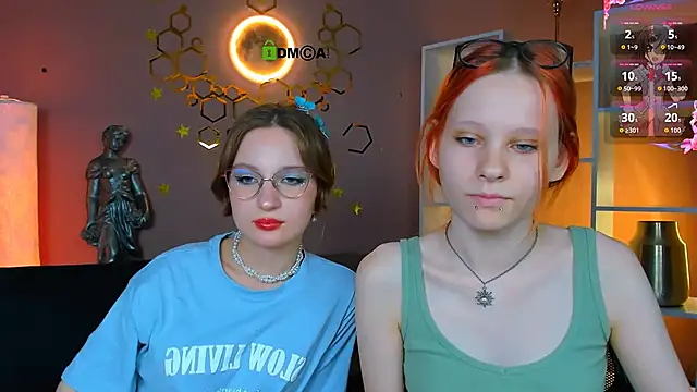 cassandra nik online show from 06/19/26, 12:20
