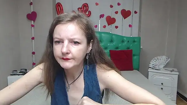 Snapshot of MeganPirs chatting on 03/31/26, 05:30 MeganPirs online show from 03/31/26, 05:30