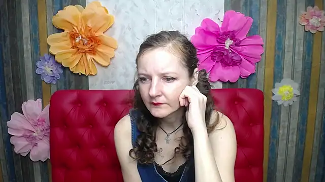 Snapshot of MeganPirs chatting on 04/07/26, 04:57 MeganPirs online show from 04/07/26, 04:57