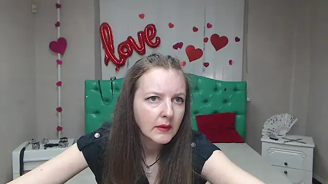 Snapshot of MeganPirs chatting on 04/14/26, 05:13 MeganPirs online show from 04/14/26, 05:13