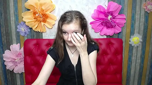 Snapshot of MeganPirs chatting on 05/11/26, 02:45 MeganPirs online show from 05/11/26, 02:45