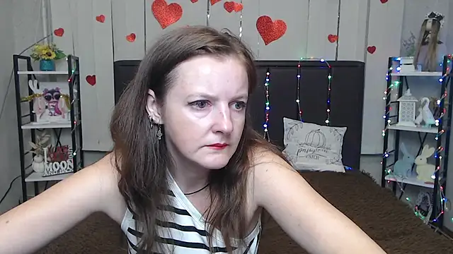 Snapshot of MeganPirs chatting on 07/12/26, 05:04 MeganPirs online show from 07/12/26, 05:04