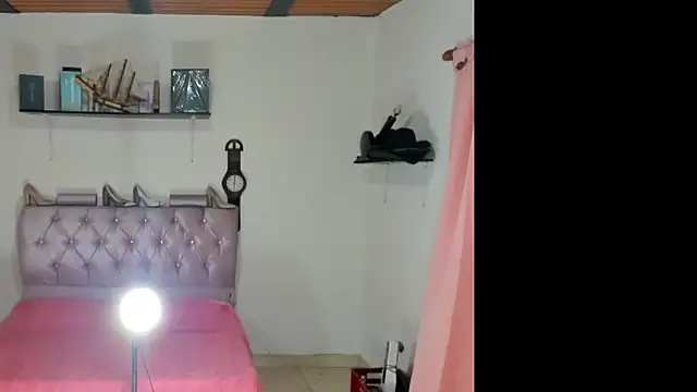 katleya funny online show from 06/01/26, 11:01