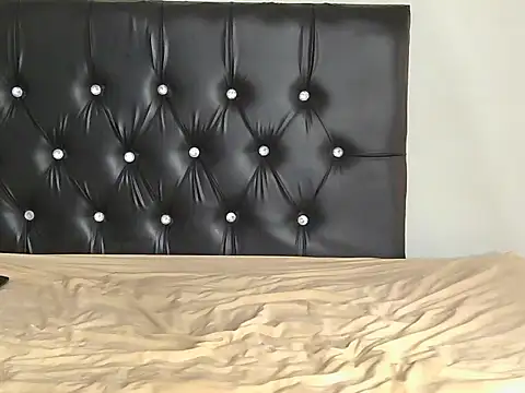 Snapshot of ClitsoCreamy chatting on 03/01/26, 11:34 ClitsoCreamy online show from 03/01/26, 11:34