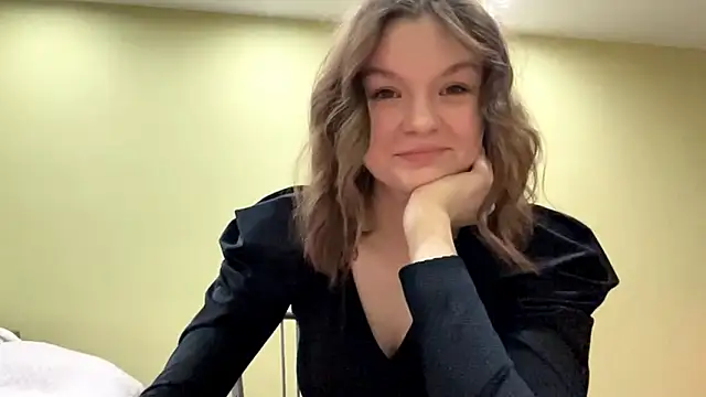 Snapshot of AliveCute chatting on 02/27/26, 05:24 AliveCute online show from 02/27/26, 05:24