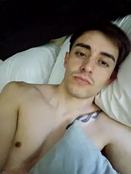 Snapshot of gastontwink chatting on 02/28/26, 06:36 gastontwink online show from 02/28/26, 06:36