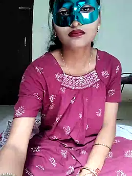 Snapshot of Sweet_Cpl_ chatting on 02/28/26, 04:13 Sweet Cpl online show from 02/28/26, 04:13