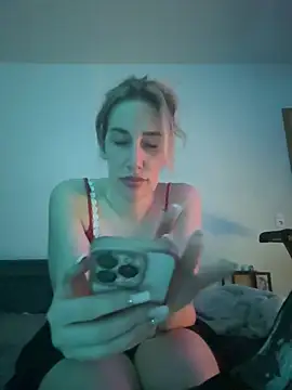 Snapshot of JuliaPrivat chatting on 02/26/26, 09:58 JuliaPrivat online show from 02/26/26, 09:58