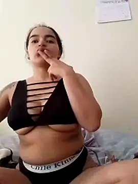 Snapshot of amomentofpassion_1 chatting on 02/27/26, 12:16 amomentofpassion 1 online show from 02/27/26, 12:16