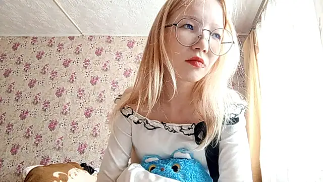 Snapshot of SoniqBliss chatting on 03/03/26, 07:14 SoniqBliss online show from 03/03/26, 07:14