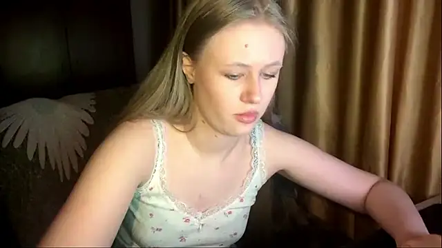 Snapshot of lisa_high chatting on 03/02/26, 11:28 lisa high online show from 03/02/26, 11:28