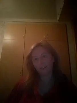 Snapshot of ChristinaYork chatting on 04/21/26, 02:51 ChristinaYork online show from 04/21/26, 02:51