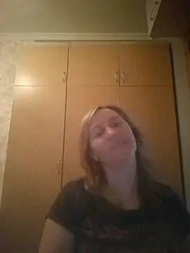 Snapshot of ChristinaYork chatting on 04/28/26, 03:39 ChristinaYork online show from 04/28/26, 03:39