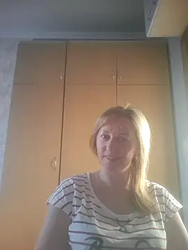 Snapshot of ChristinaYork chatting on 05/07/26, 03:56 ChristinaYork online show from 05/07/26, 03:56