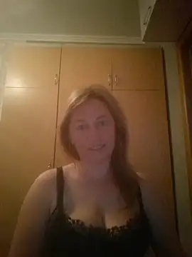Snapshot of ChristinaYork chatting on 05/17/26, 09:00 ChristinaYork online show from 05/17/26, 09:00