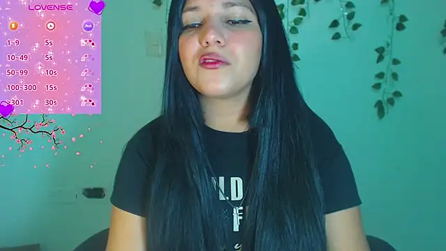 Snapshot of aurora_bela chatting on 04/30/26, 01:23 aurora bela online show from 04/30/26, 01:23