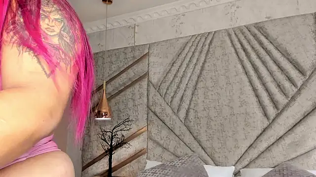 EmeelyMuller online show from 04/15/26, 04:08