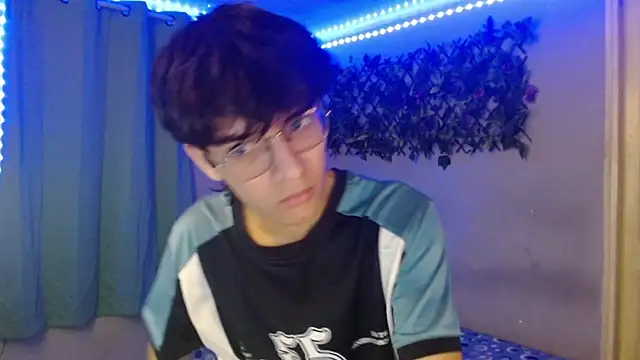 noah millerx online show from 03/21/26, 03:33