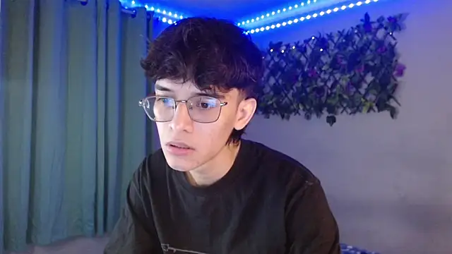 noah millerx online show from 04/12/26, 05:01