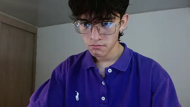 noah millerx online show from 06/20/26, 08:11
