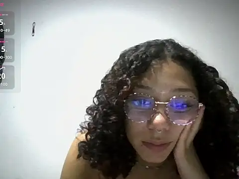 Snapshot of _im_sofia chatting on 03/12/26, 01:01 im sofia online show from 03/12/26, 01:01