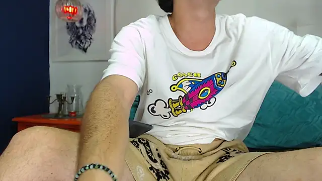 EXCLUSIVE8 online show from 03/29/26, 04:45