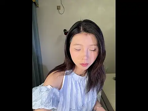 Y--F--LOVE online show from 03/31/26, 03:23