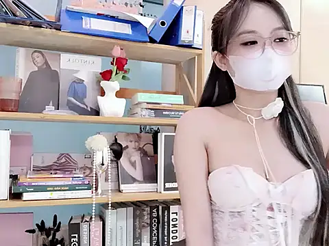 Snapshot of RG_Lenalyy chatting on 06/18/26, 12:44 RG Lenalyy online show from 06/18/26, 12:44