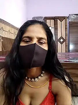 Snapshot of chandan19812 chatting on 05/18/26, 07:25 chandan19812 online show from 05/18/26, 07:25
