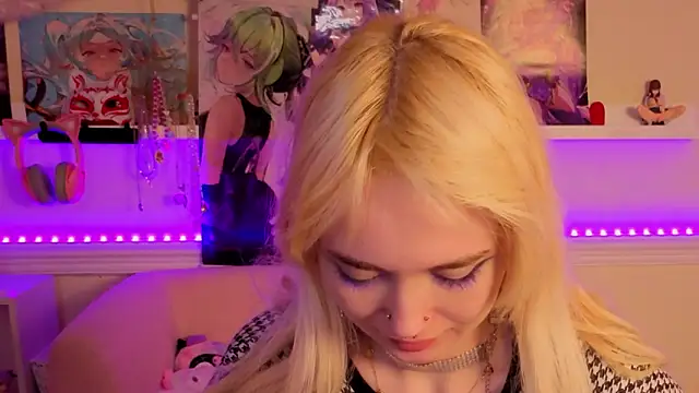 Iris Ivory online show from 03/01/26, 07:21