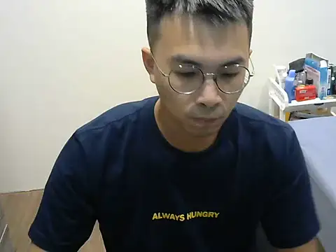 silverwolfwoof online show from 05/20/26, 12:11