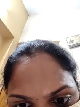 Snapshot of Tamil_Hot_Saranya chatting on 03/02/26, 05:42 Tamil Hot Saranya online show from 03/02/26, 05:42