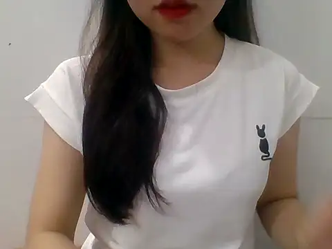 Snapshot of kiraa-007 chatting on 06/15/26, 01:46 kiraa-007 online show from 06/15/26, 01:46