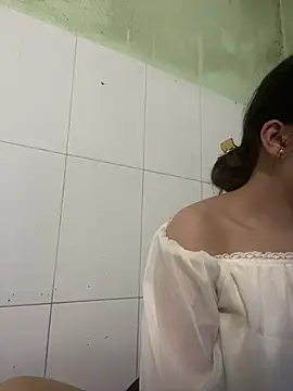 Snapshot of Xoai-cute chatting on 03/02/26, 10:33 Xoai-cute online show from 03/02/26, 10:33