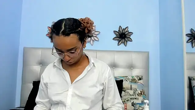 Saray sexylove online show from 04/09/26, 11:48