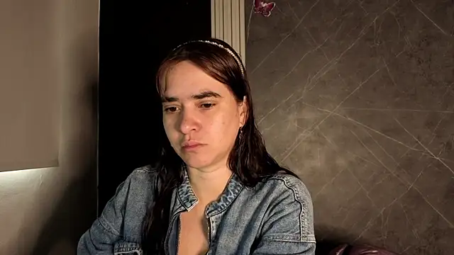  VALERIAGOMEZ online show from 06/24/26, 12:15