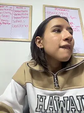 LilyRossi  online show from 06/12/26, 12:15