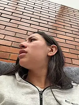 LilyRossi  online show from 06/24/26, 12:37