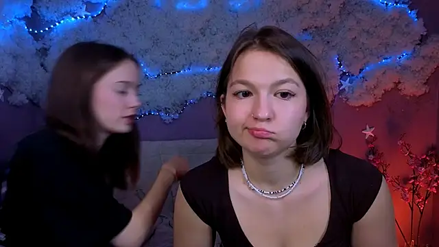 chloe ley online show from 06/08/26, 07:14