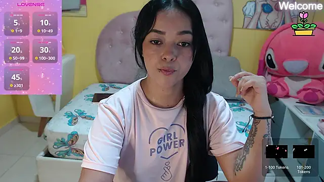 Snapshot of Sophiiee_Gray chatting on 05/01/26, 10:03 Sophiiee Gray online show from 05/01/26, 10:03