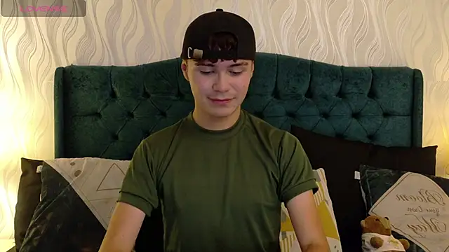 Snapshot of Crush_Nier chatting on 03/04/26, 07:53 Crush Nier online show from 03/04/26, 07:53