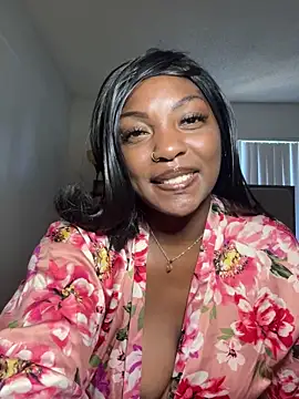 Snapshot of VeryTrulyYours chatting on 03/02/26, 07:32 VeryTrulyYours online show from 03/02/26, 07:32