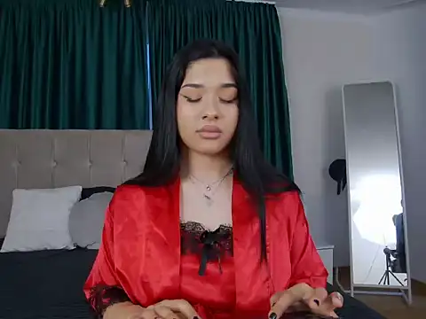 Snapshot of MissNaomiBelle chatting on 06/06/26, 05:50 MissNaomiBelle online show from 06/06/26, 05:50