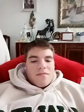 Snapshot of Alejandro27003 chatting on 02/26/26, 05:34 Alejandro27003 online show from 02/26/26, 05:34